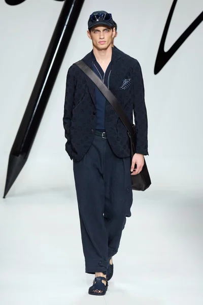 Look 53